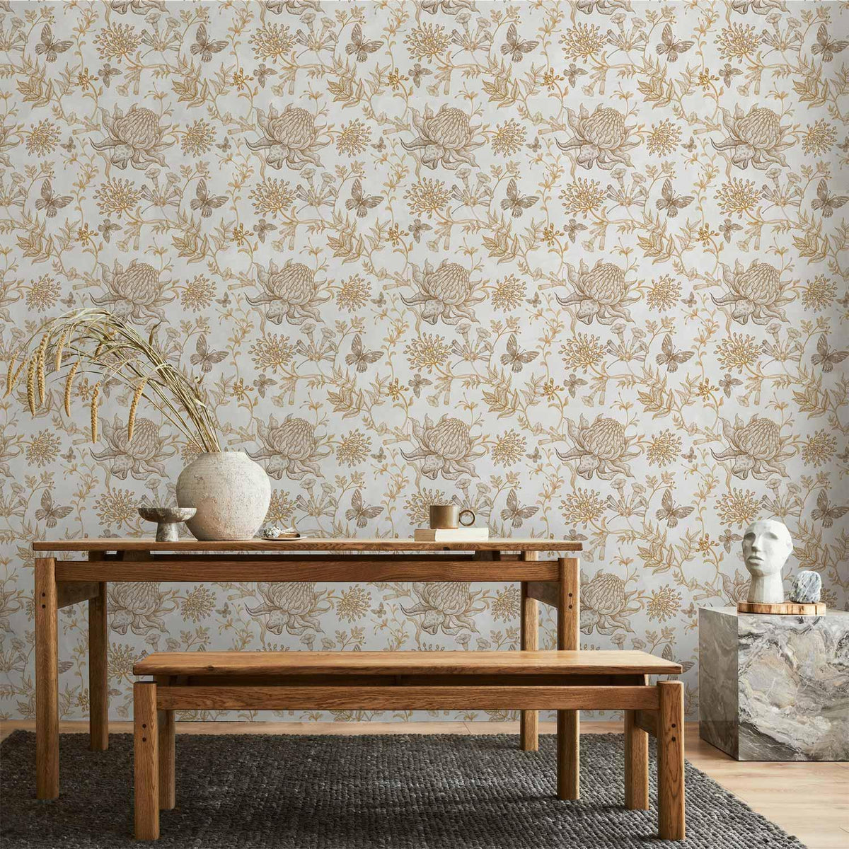 Tapete - Beige flowers and butterflies on white background