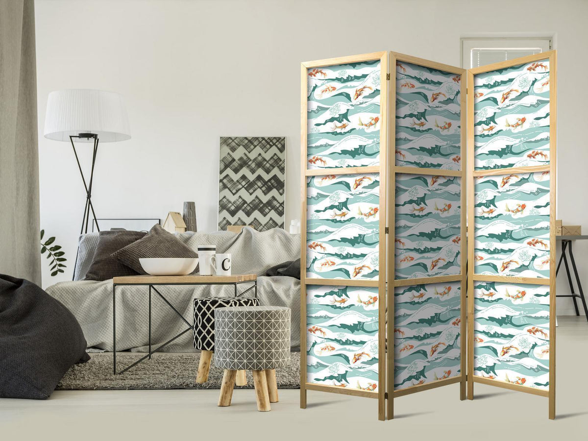 Japanischer Paravent - Fish Jumping Over Waves - Oriental Fish and Water Lilies Among High Waves in Shades of Sea Green