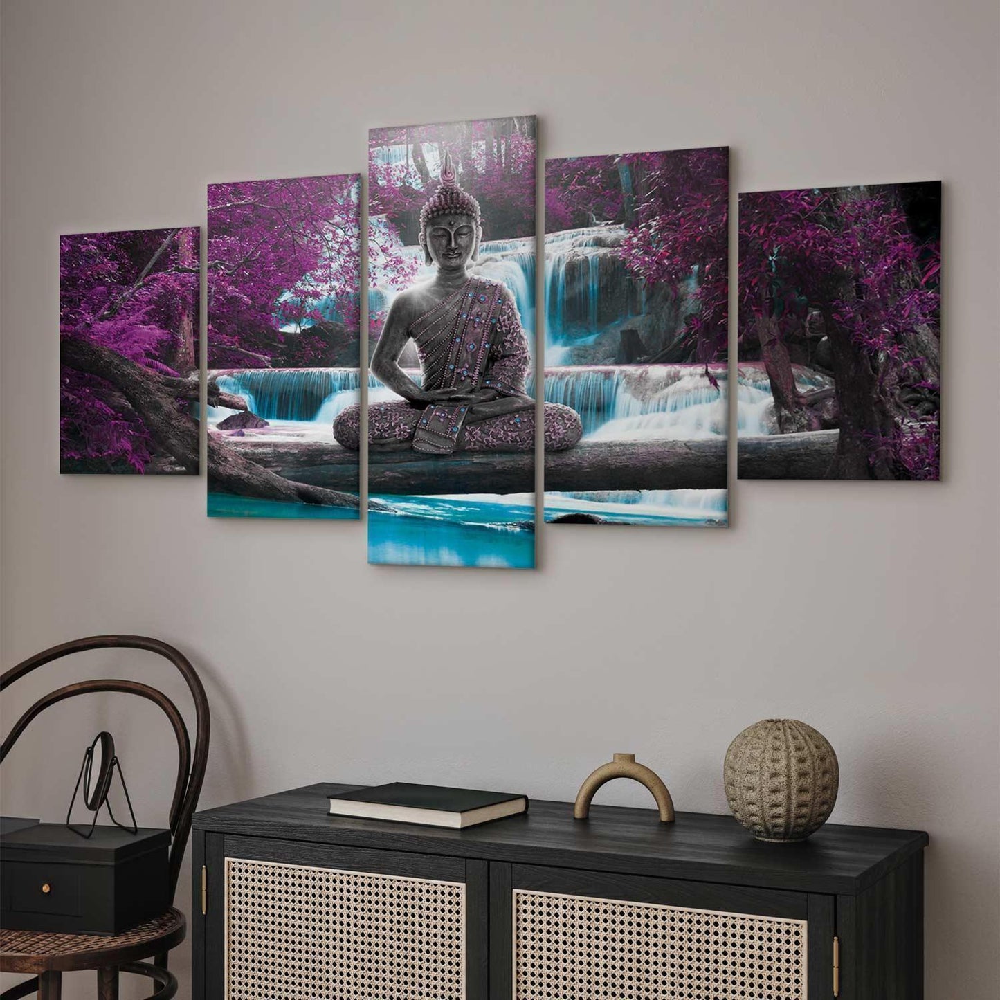 Leinwandbild „Wasserfall und Buddha“ – Zen-Moment für dein Zuhause