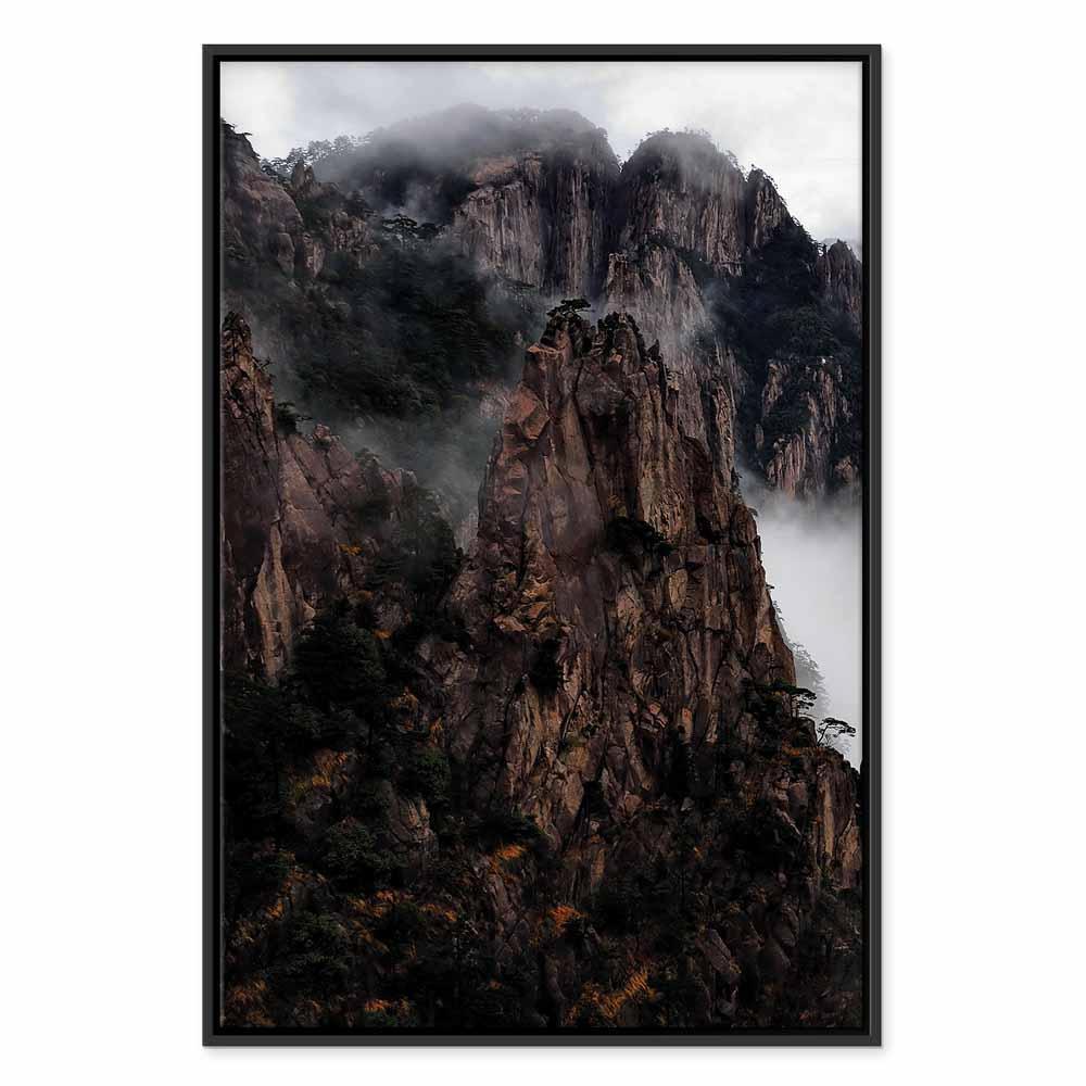 Leinwandbild - Heart of Mountain Landscape (1-part) - Clouds Amid Rocks