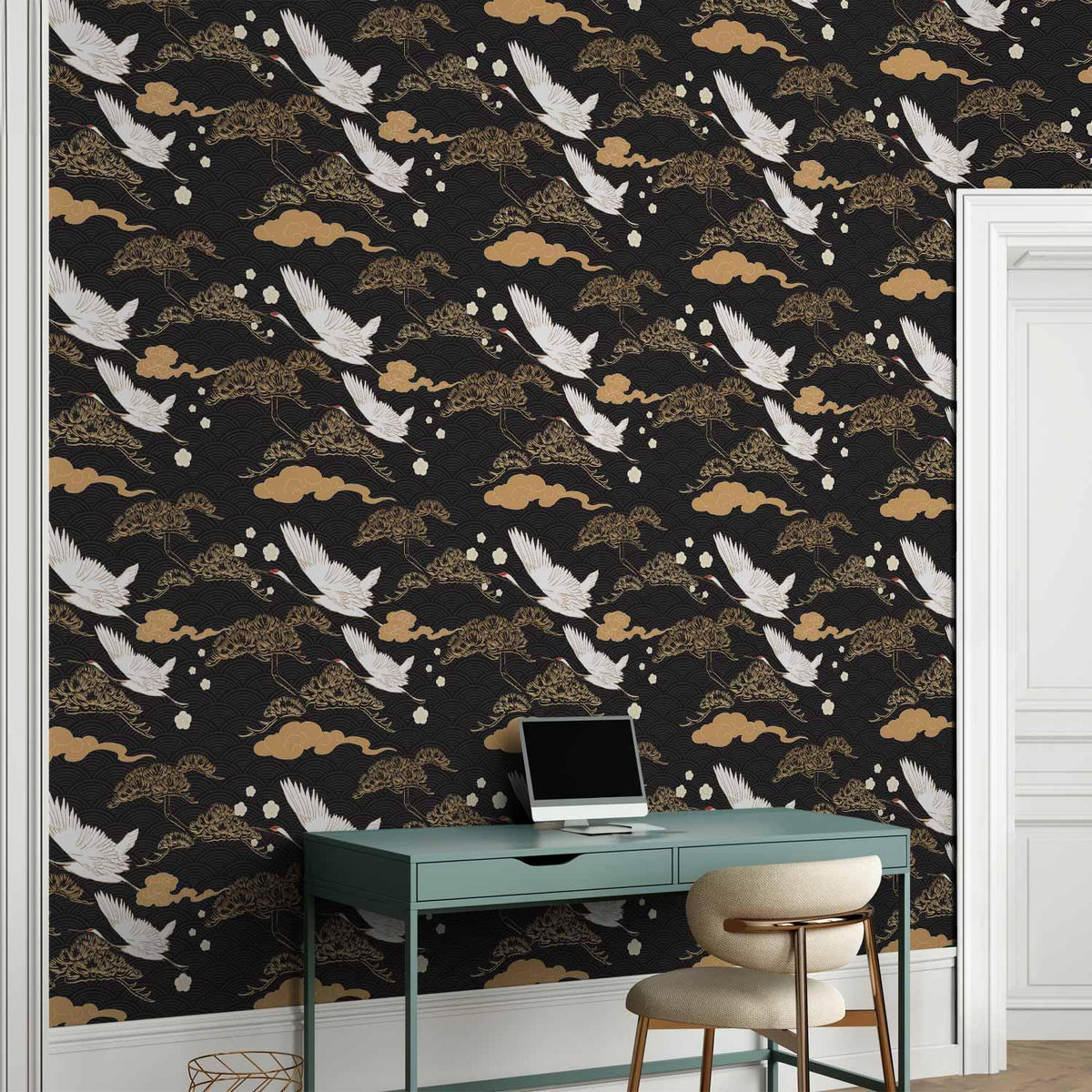 Tapete - Oriental impressions - decorative pattern with a motif of flying cranes on a dark background