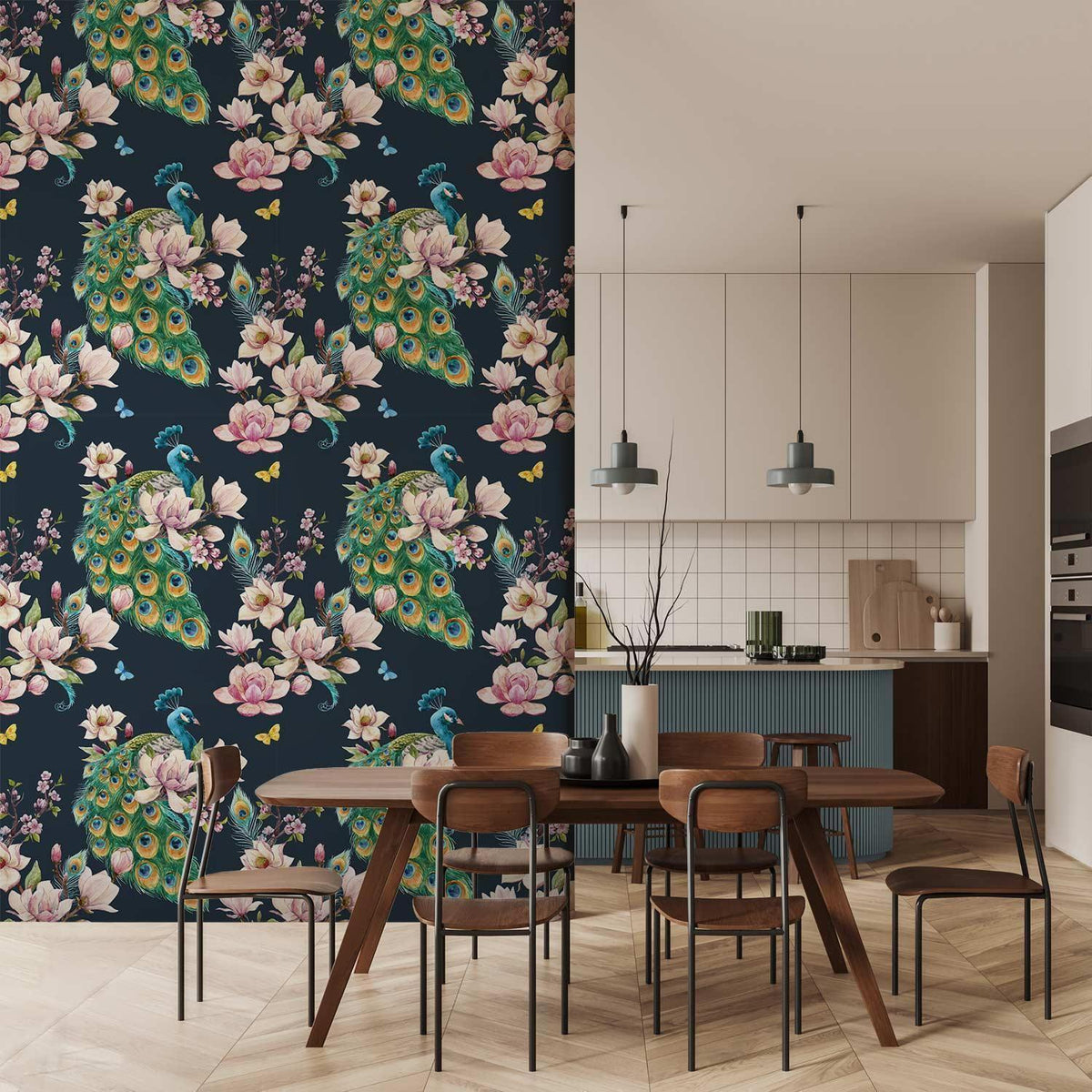 Tapete Magnolien und Pfauen - Elegante Blütenpracht mit exotischen Vögeln
