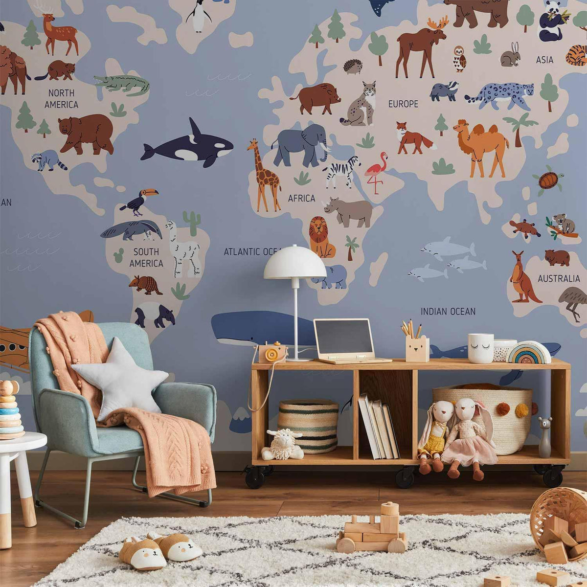 Fototapete - World Map With Animal Illustrations
