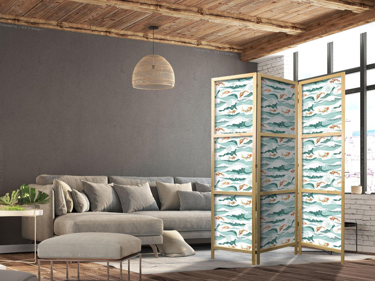 Japanischer Paravent - Fish Jumping Over Waves - Oriental Fish and Water Lilies Among High Waves in Shades of Sea Green