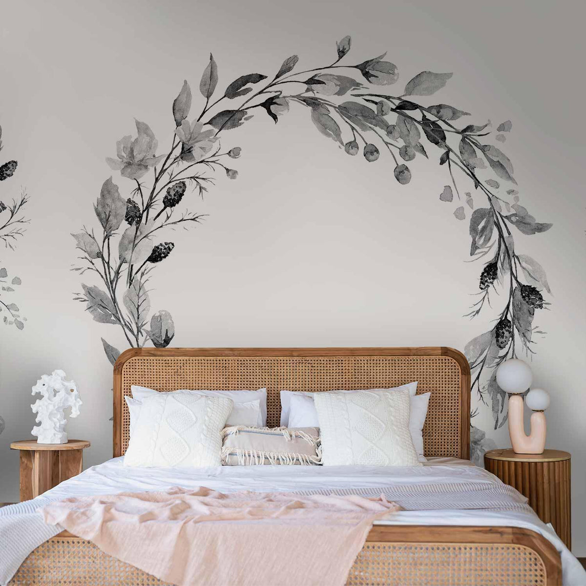 Fototapete - Romantic wreath - grey plant motif with leaves with rose pattern