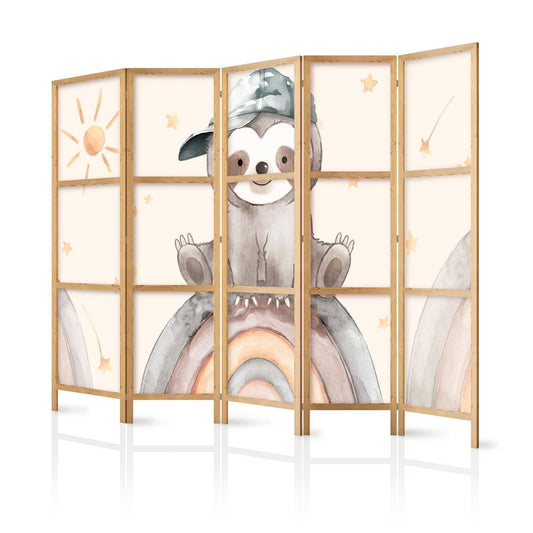 Japanischer Paravent - Happy Sloth - Sloth in muted colors - wearing a cap - sitting on a rainbow among the stars Artgeist