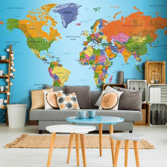 Tapete „Weltkarte – Bunte Geografie“ – Farbenfrohes Wissensdesign für deine Wand sawelt.eu