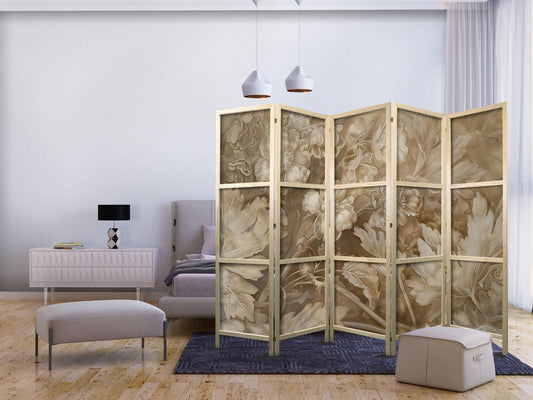 Japanischer Paravent - Carved Baroque Ornaments - Rich Composition in Sepia Colors