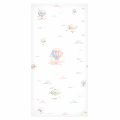 Tapete - Watercolor - Colorful balloons and airships against a backdrop of colorful clouds