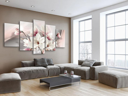 Magnolienblüte als stilvolle Wanddekoration