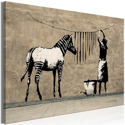 Leinwandbild „Banksy – Washing Zebra“ – Streetart auf Beton-Optik