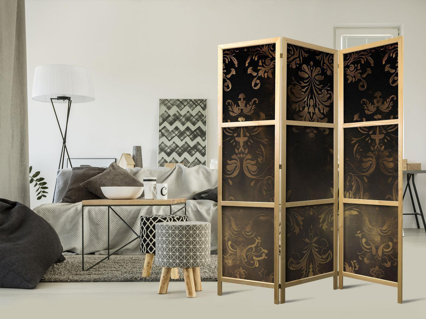 Japanischer Paravent - Floral Ornaments Carved in Delicate Sepia and Brown Shades Artgeist