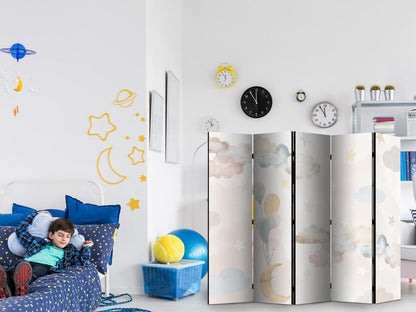 Paravent - Fairy-Tale Moon - Moon with Balloons Among Clouds and Stars in Subdued Colors on a Light Beige Background