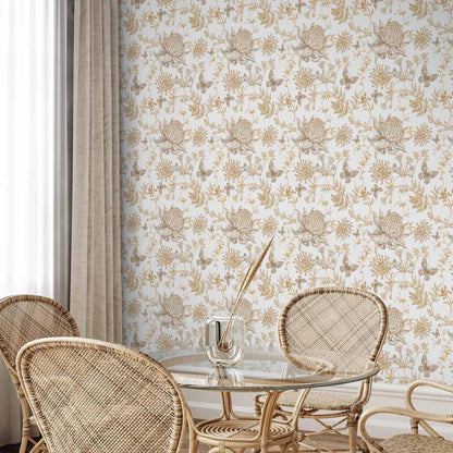 Tapete - Beige flowers and butterflies on white background