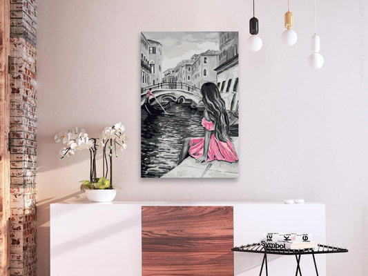 Italienisches Flair mit rosa Kleid – Wandbild zum Selbermalen
