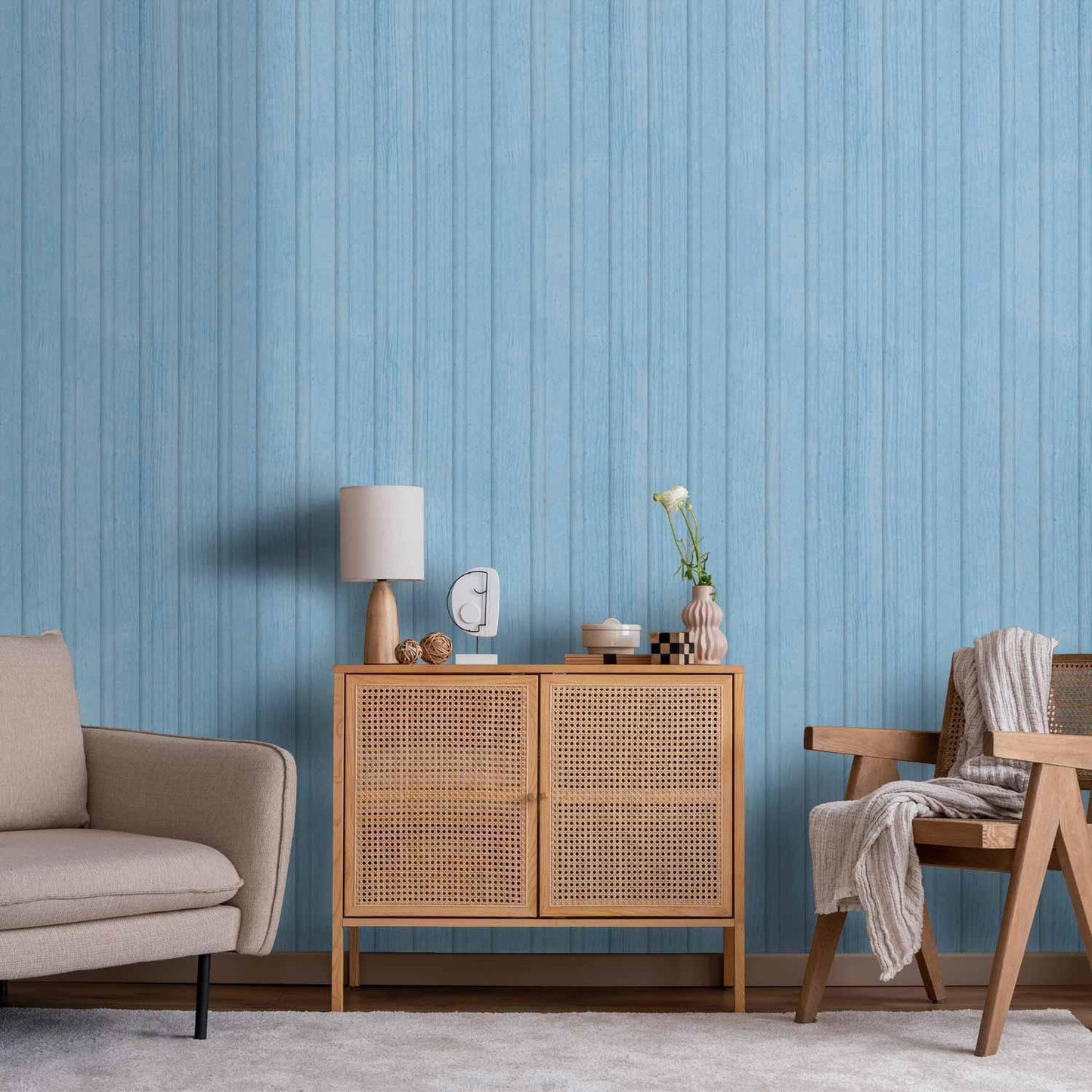Tapete Blue Panels – Holzlatten-Look in Pastellblau für stilvolle Wände