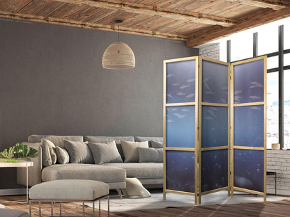 Japanischer Paravent - School of Small Fish - Illuminated Oceanic Depth in Shades of Navy Purple and Gray with a School of Tiny Fish Artgeist