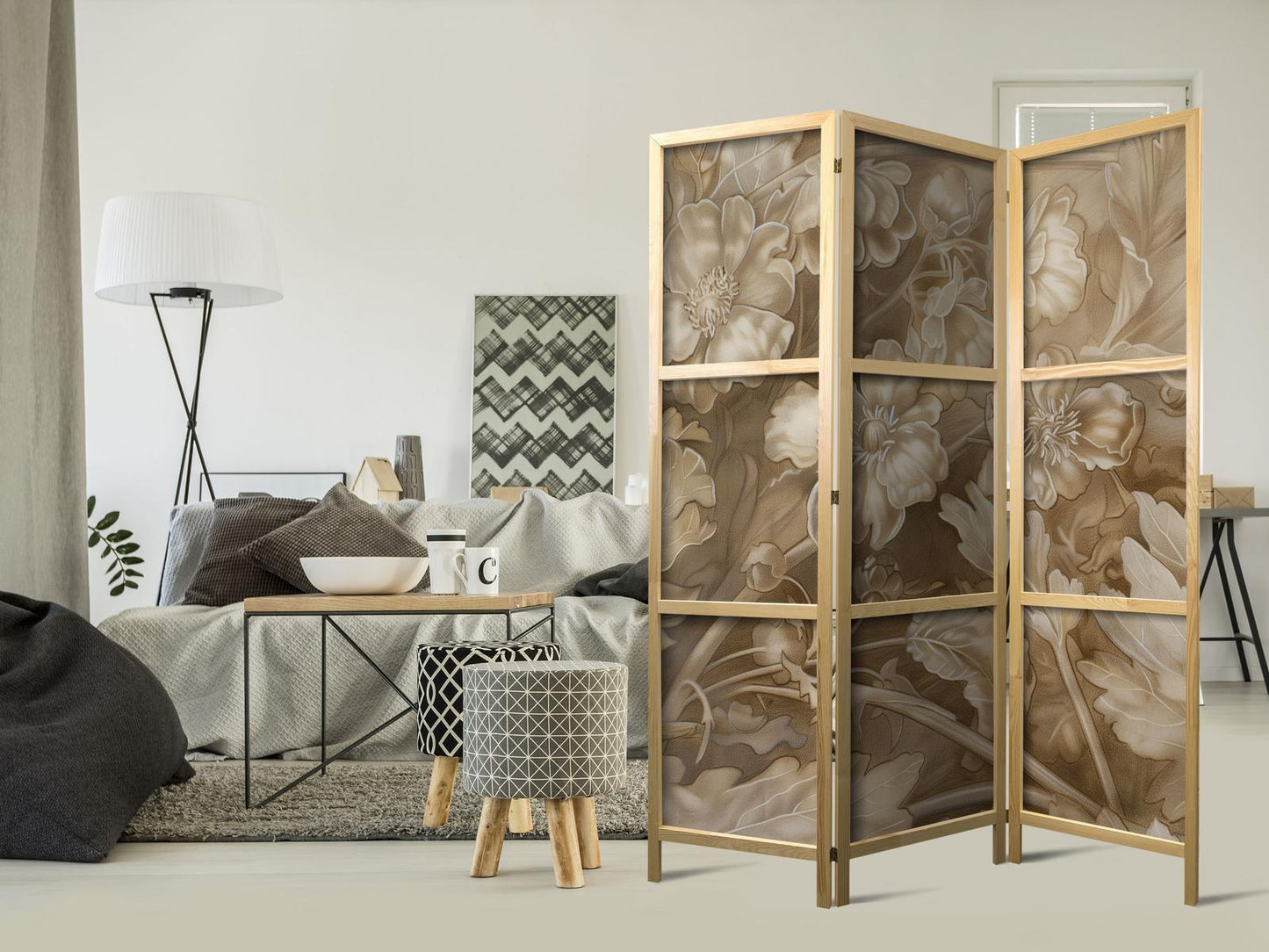 Japanischer Paravent - Carved Baroque Ornaments - Rich Composition in Sepia Colors