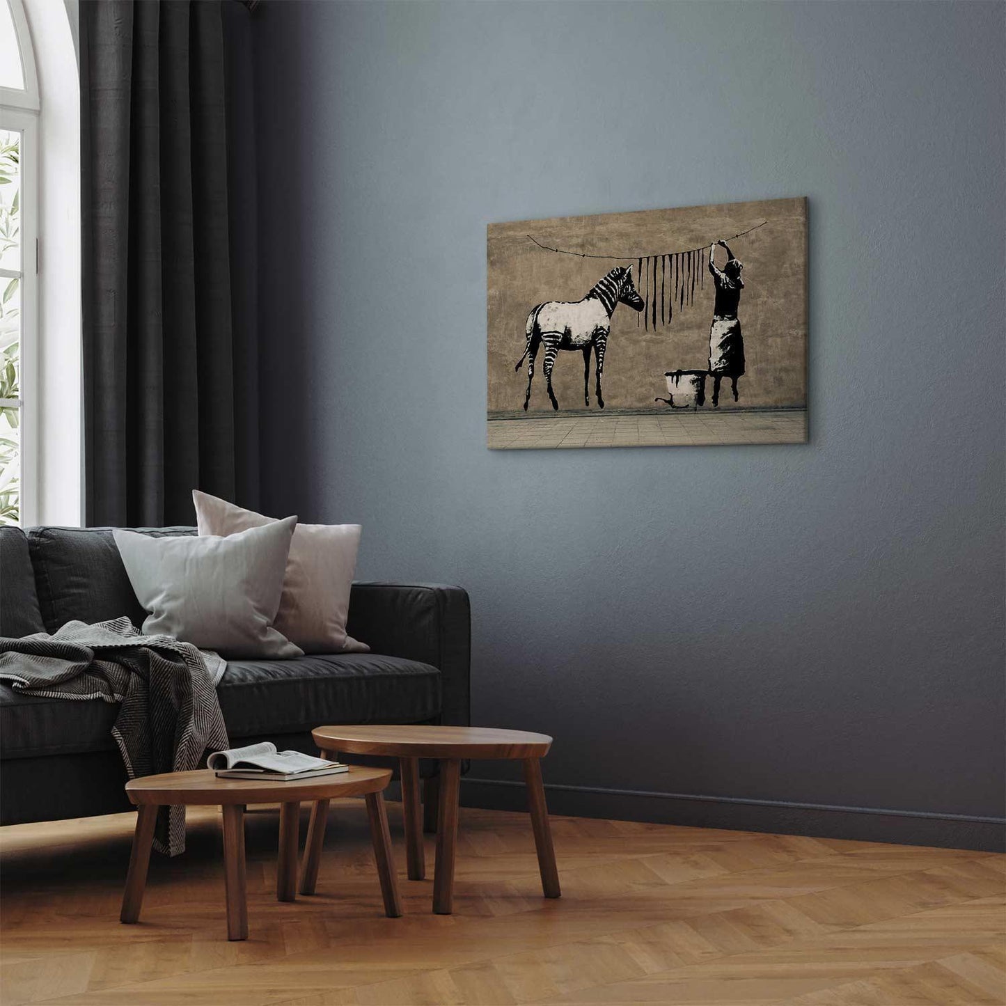 Leinwandbild „Banksy – Washing Zebra“ – Streetart auf Beton-Optik