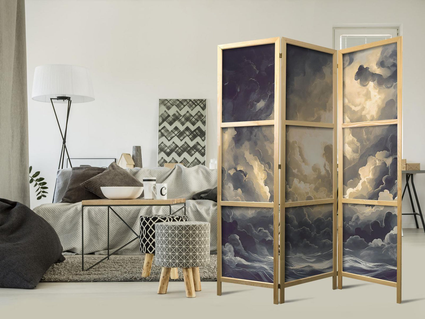 Japanischer Paravent - Epic Light Play: The Sun Battling for Dominance Over the Clouds