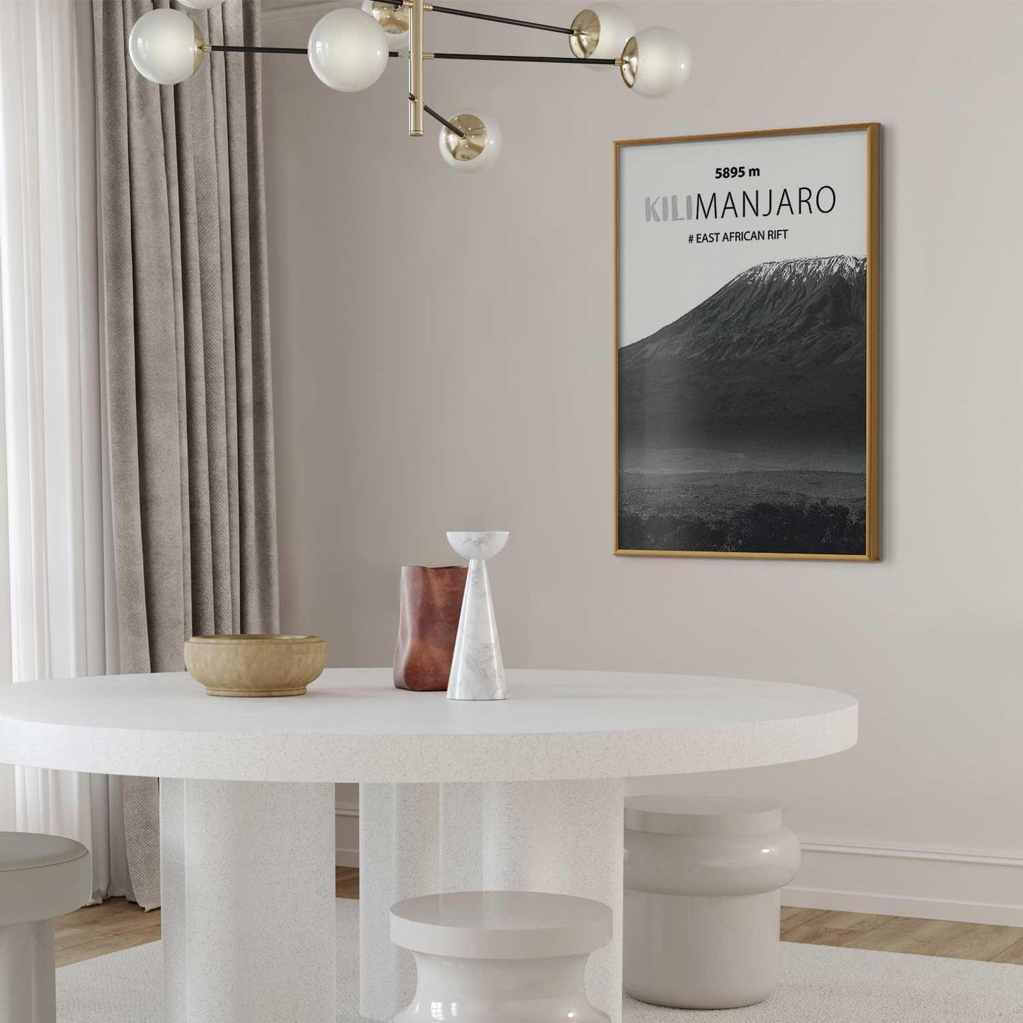 Poster - The majestic Kilimanjaro mountain peak, crown of mountains, mountain landscape