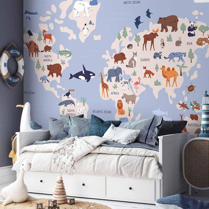 Fototapete - World Map With Animal Illustrations