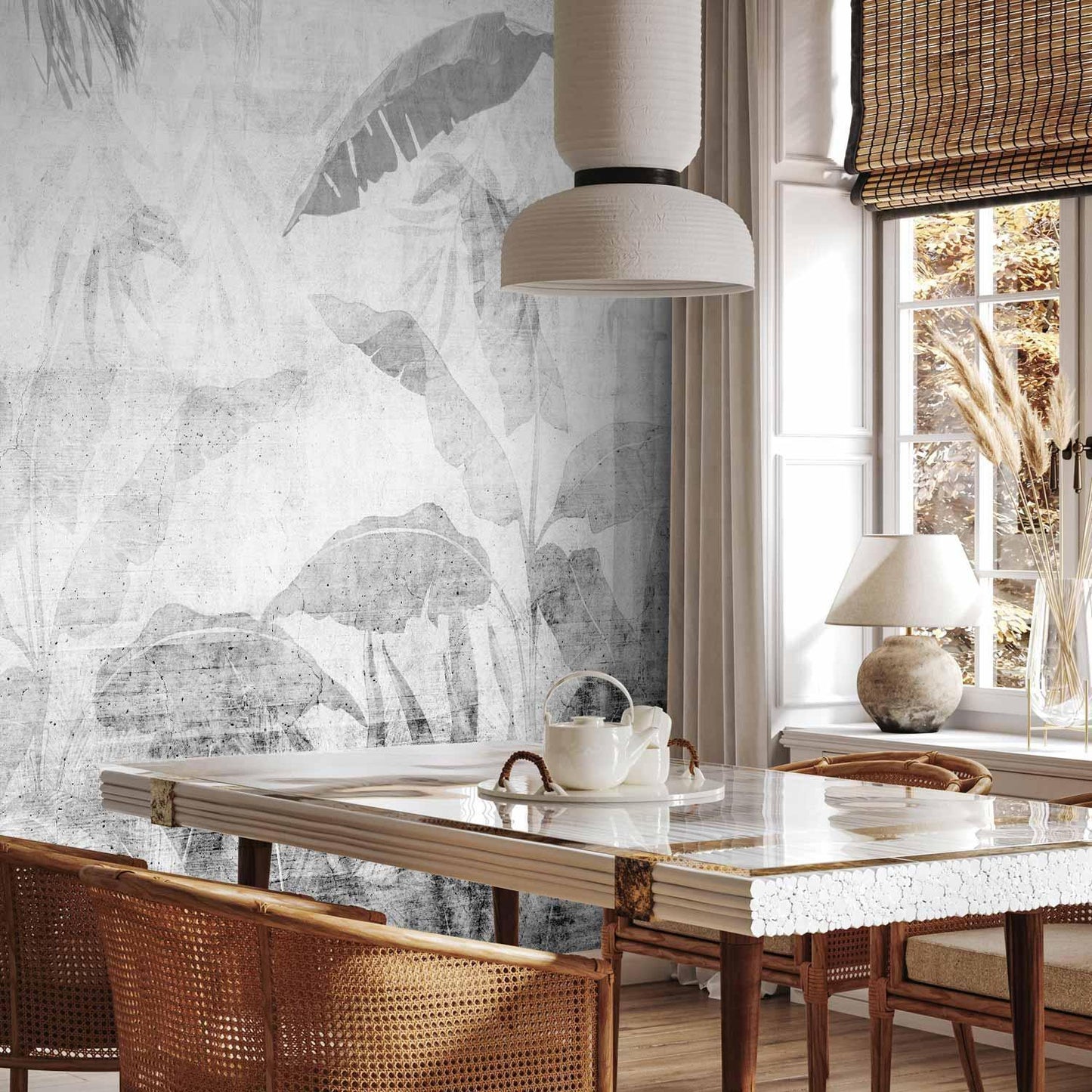 Fototapete - Vanishing jungle - landscape of exotic trees and leaves in grey tones