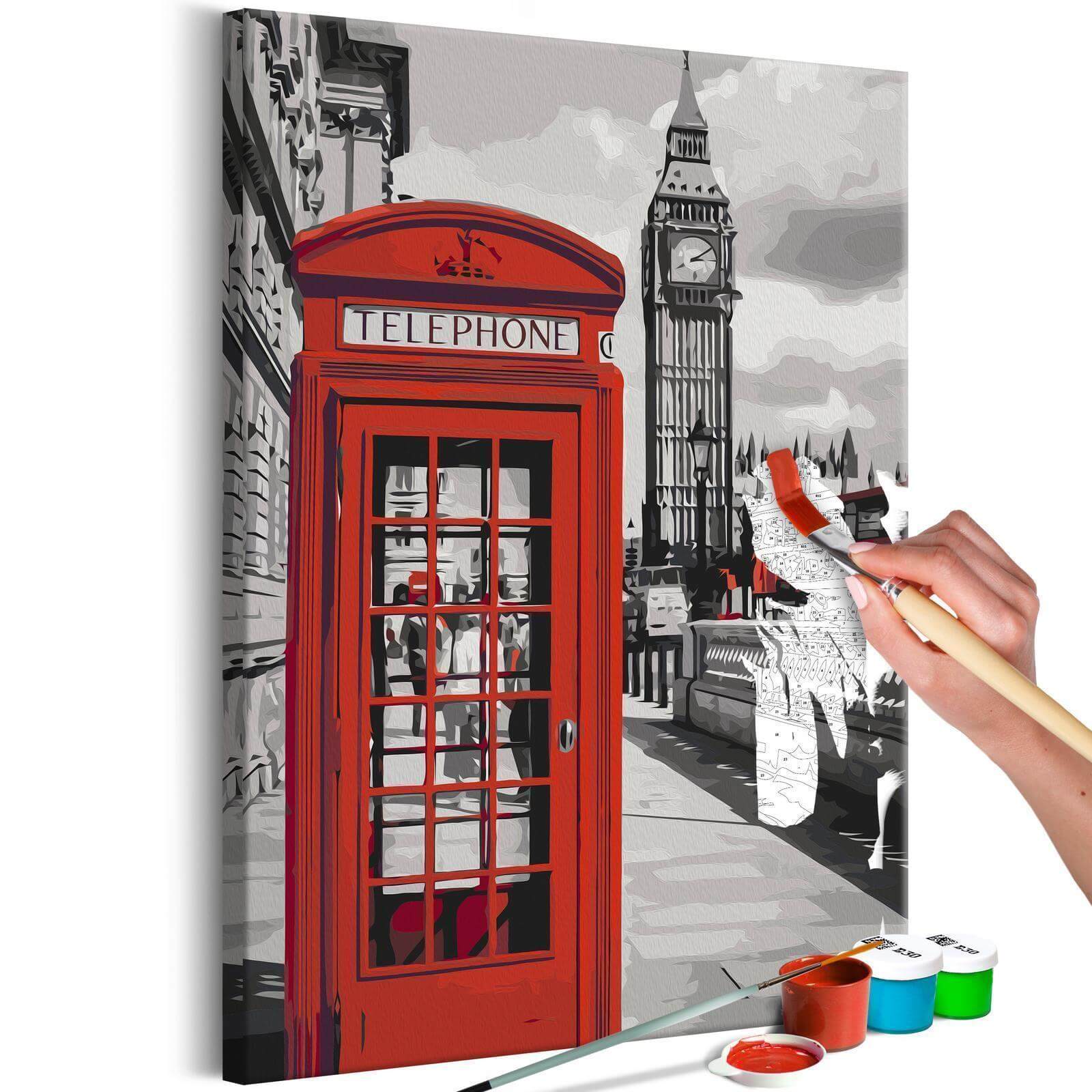 Wandbild zum Ausmalen Telefonzelle - Hauptmotiv mit ikonischer roter Londoner Telefonzelle