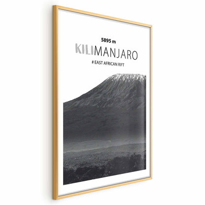 Poster - The majestic Kilimanjaro mountain peak, crown of mountains, mountain landscape