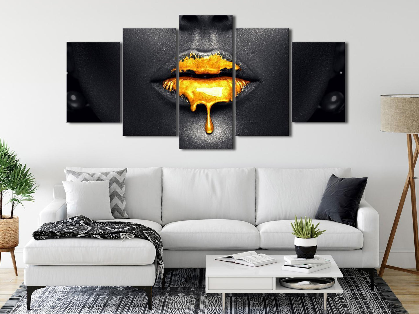Leinwandbild Goldene Lippen – Glamouröses 5-teiliges Wandbild in Schwarz-Gold