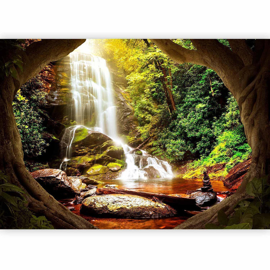Fototapete – Waldwasserfall in beruhigender Naturkulisse