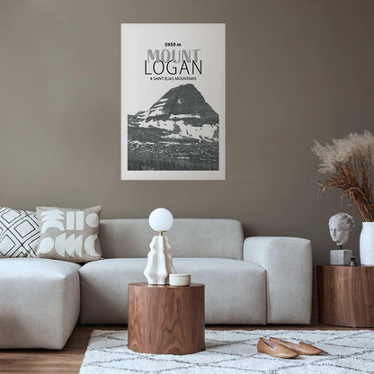 Poster - The majestic Mount Logan mountain peak, crown of mountains, mountain landscape