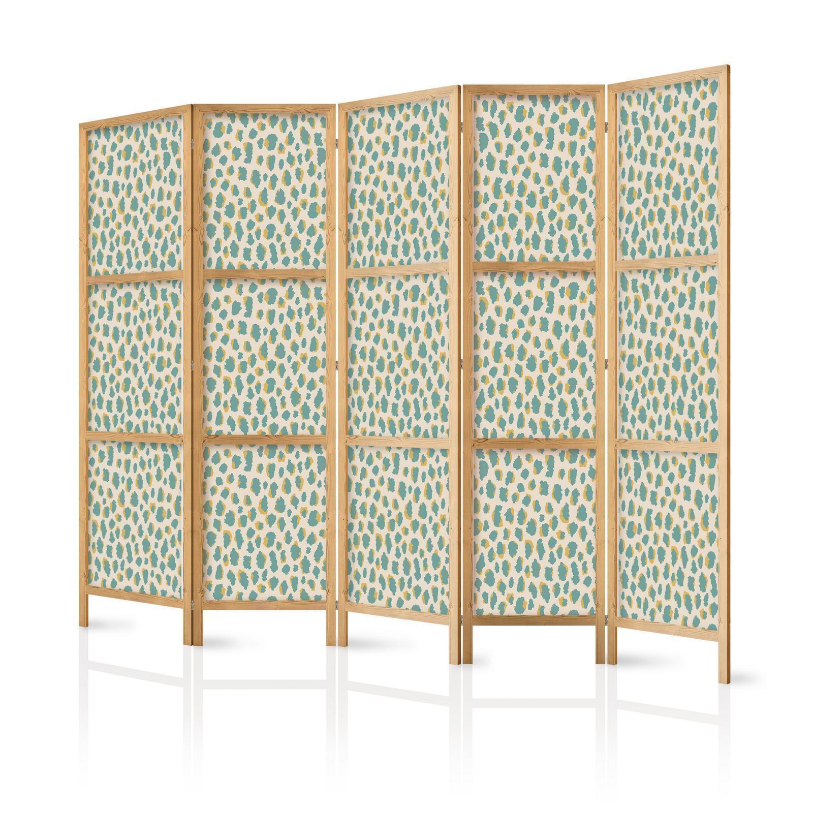 Japanischer Paravent - Giraffe Pattern - Animal Pattern in Turquoise Spots on a Light Background Artgeist