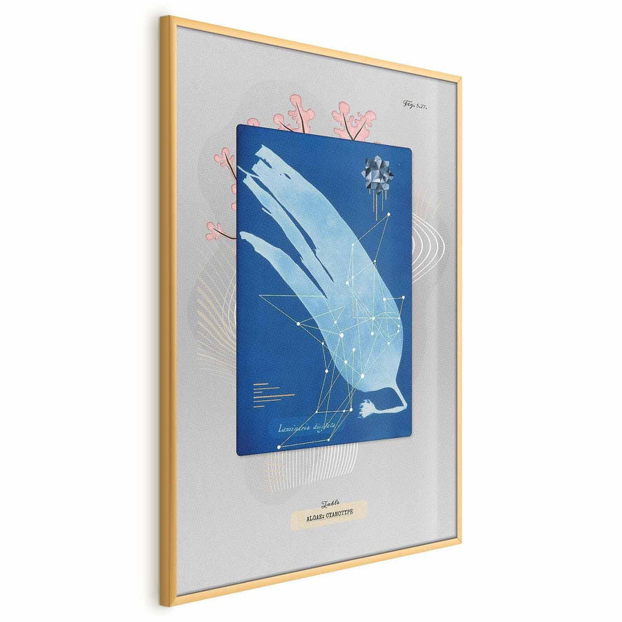Poster mit abstrakten Algenformen in neutralen Tönen

