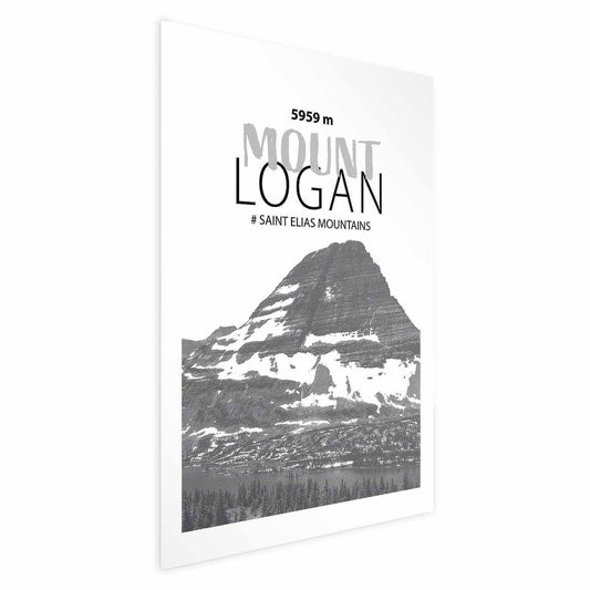 Poster - The majestic Mount Logan mountain peak, crown of mountains, mountain landscape