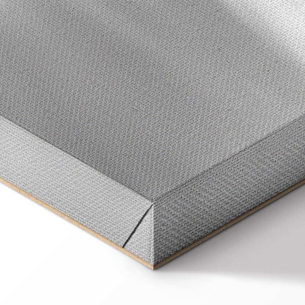 Leinwandbild Wasserfall mit roten Bäumen – Schwarz-Weiß Naturszene mit Farbakzent