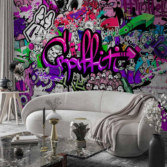 Fototapete Purple Graffiti – Urbaner Style in Lila für moderne Räume