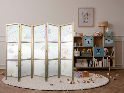 Japanischer Paravent - Balloons in the Sky - Balloons in pastel colors flying through a cloudy sky - among rainbows and stars