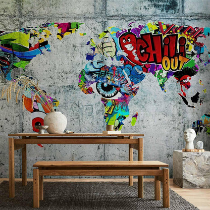 Farbenfrohe Vlies-Fototapete „Map Graffiti“ für Wohnzimmer oder Büro

