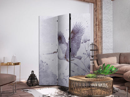 Paravent - Majestic flight - a crane in flight in monochrome, cool colours