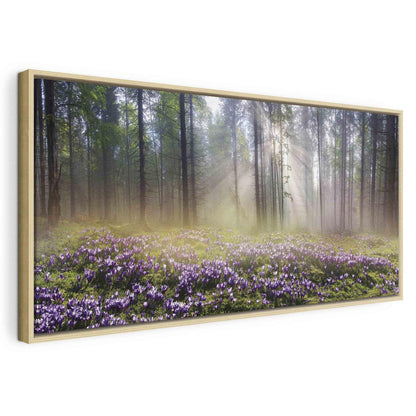 Wandbild Lila Blumenwiese – Stimmungsvolle Wanddeko mit Blumenmotiv