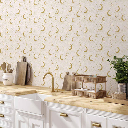 Tapete - Moonlit Nights - Delicate Moons and Clouds in a Warm Tone