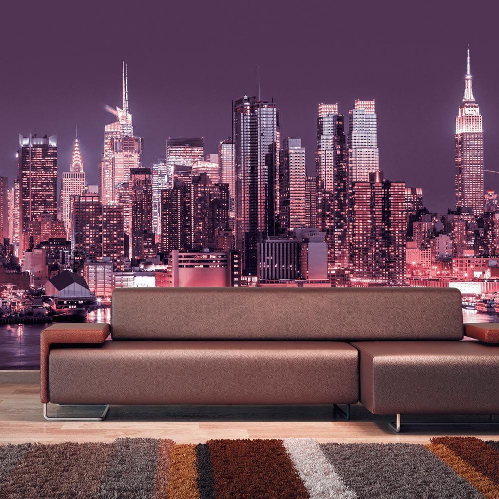 Fototapete Manhattan Skyline bei Nacht in Violett

