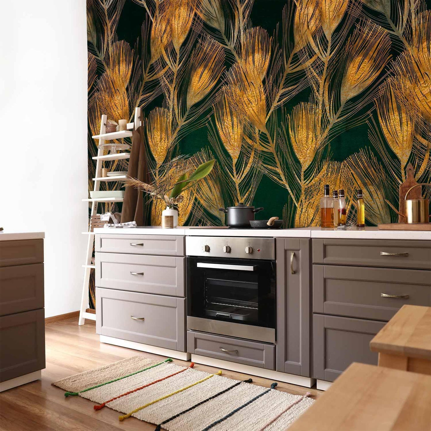 Fototapete - Golden peacock feathers - solid background with bird pattern on green background