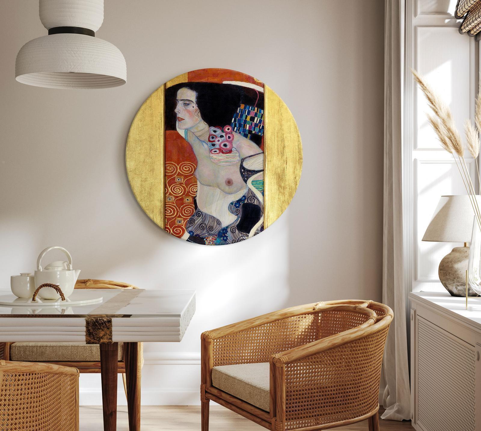 Rundes Bild - Judith II, Gustav Klimt - Abstract Portrait of a Half-Naked Woman Artgeist