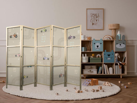 Japanischer Paravent - Cloudy Night Sky - Moons in browns and beiges among numerous clouds and stars on a light background