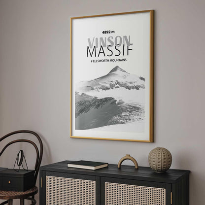 Poster - The majestic Vinson Massif mountain peak, crown of mountains, mountain landscape