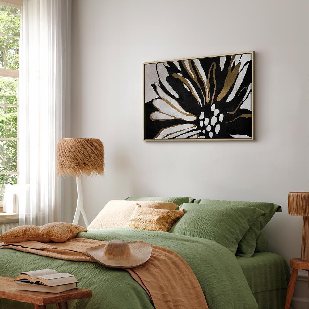 Leinwandbild - Flower of the Night (1 Part) Wide