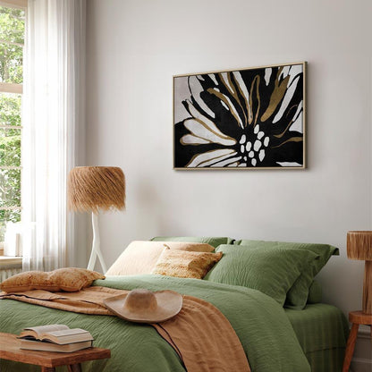 Leinwandbild - Flower of the Night (1 Part) Wide