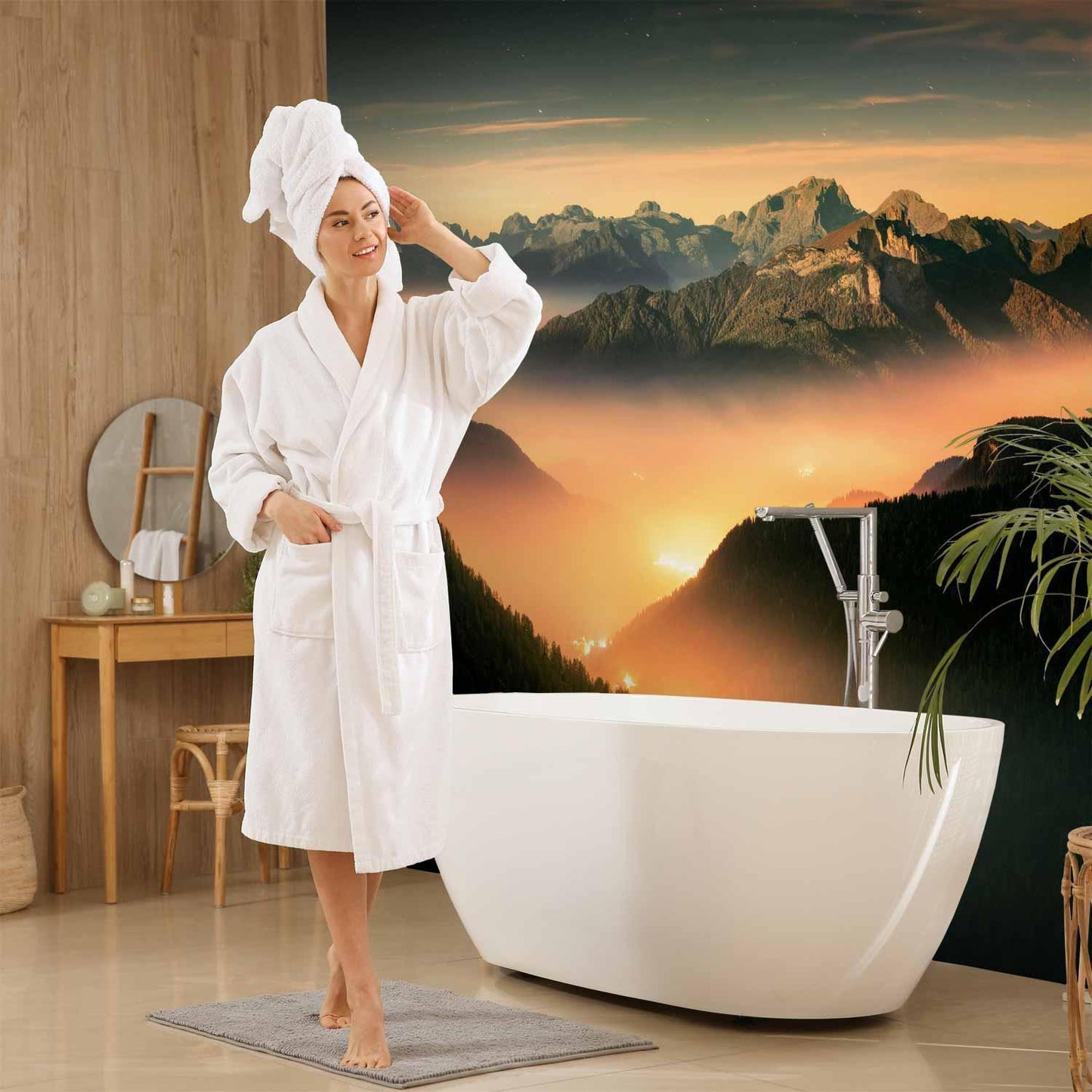 Fototapete Bergatem – Sonnige Berglandschaft mit Nebel in Blau und Braun